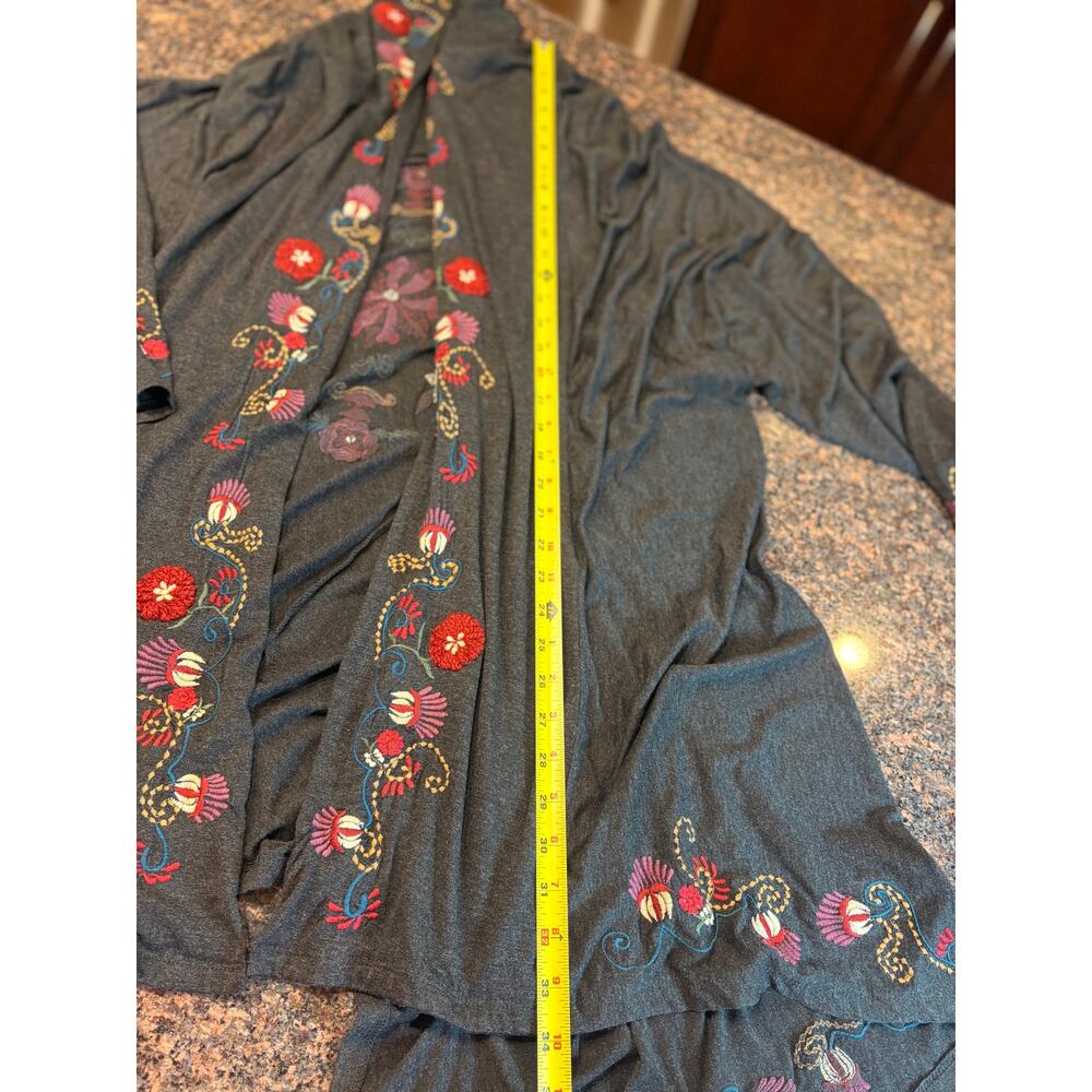 Caite Women's Gray Floral Embroidered Cardigan Duster Size 2X - Picture 12 of 16
